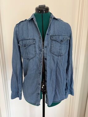 Classic Chambray Button Up